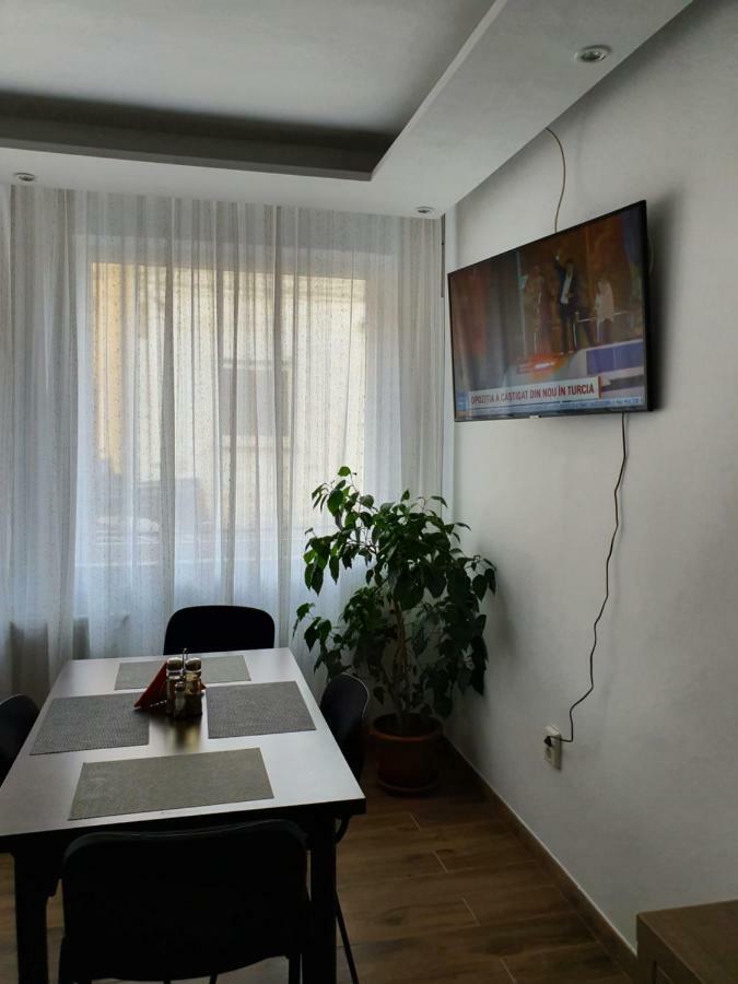 Tranzitrooms Bukarest Exterior foto